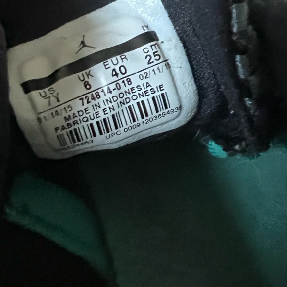 Air Jordan’s Future Low GG ❤️🧡💛💚💙💜 - Picture 6 of 6